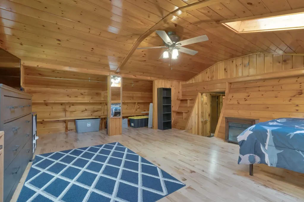 16 Coolidge Street Newfield ME 04095