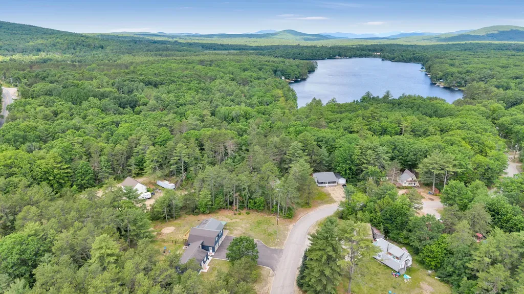 16 Coolidge Street Newfield ME 04095