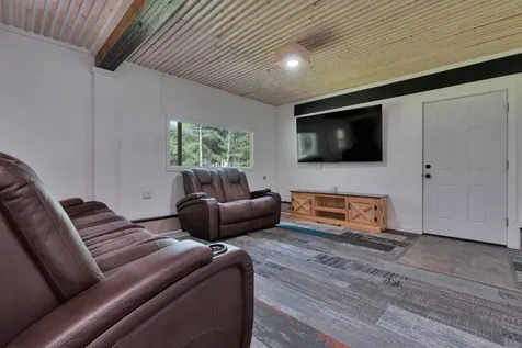 16 Coolidge Street Newfield ME 04095