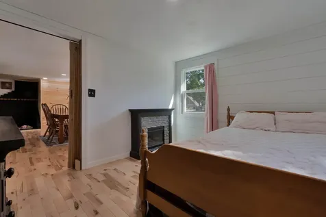 16 Coolidge Street Newfield ME 04095