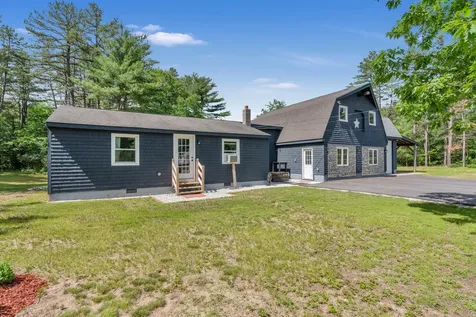 16 Coolidge Street Newfield ME 04095