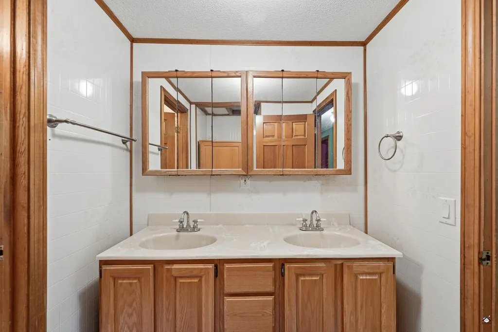 69 Birmingham Road Randolph ME 04346