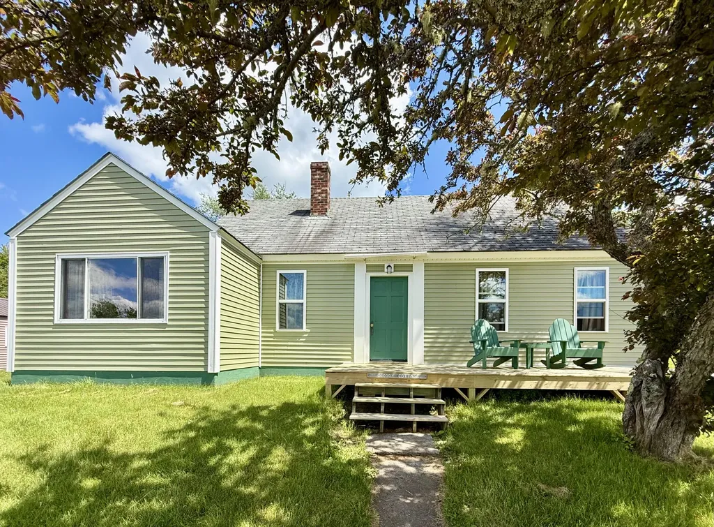 1 Snyder Road Eastport ME 04631