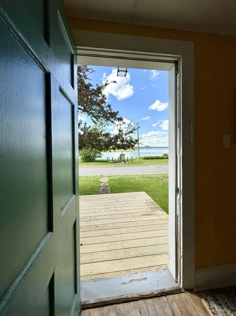 1 Snyder Road Eastport ME 04631