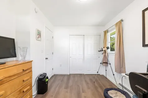 4 Queens Drive Scarborough ME 04074