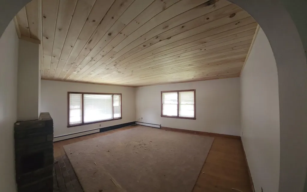 388 Aroostook Avenue Millinocket ME 04462