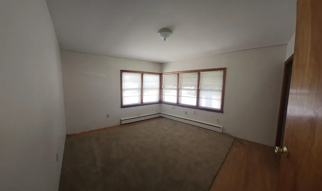 388 Aroostook Avenue Millinocket ME 04462