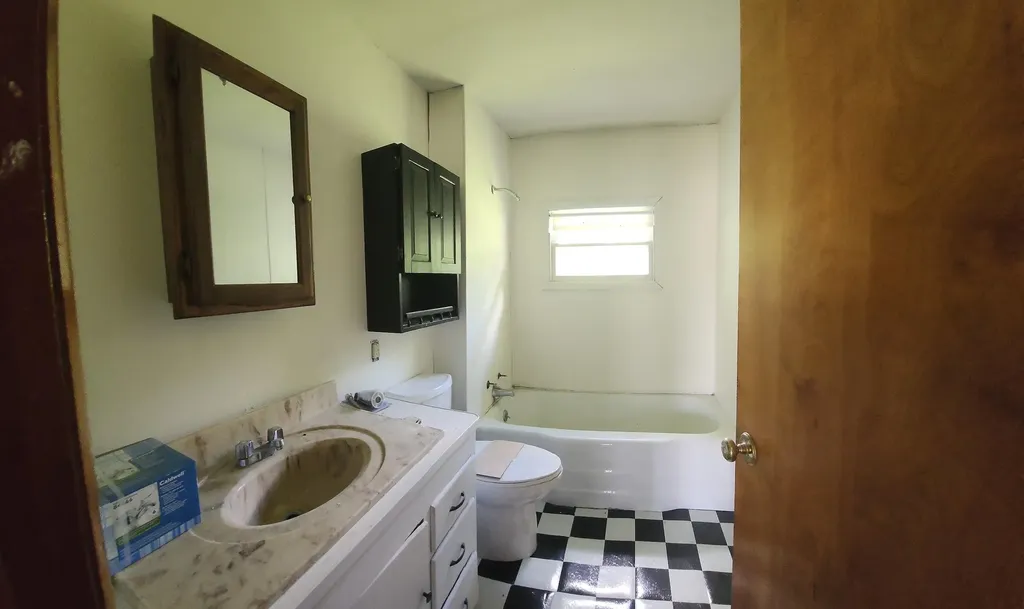 388 Aroostook Avenue Millinocket ME 04462