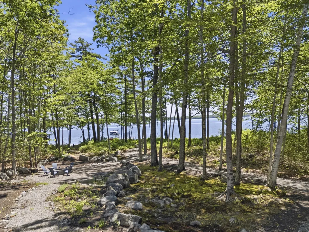 24 Emerald Point Drive Frye Island ME 04071