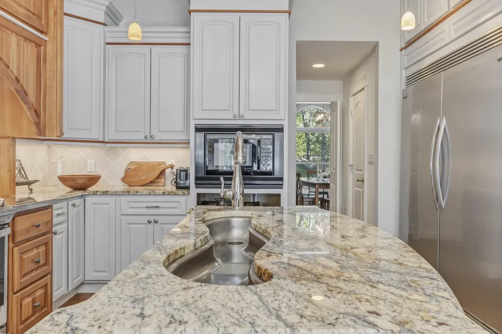 24 Emerald Point Drive Frye Island ME 04071