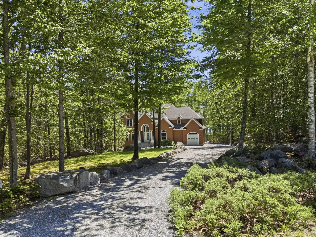 24 Emerald Point Drive Frye Island ME 04071