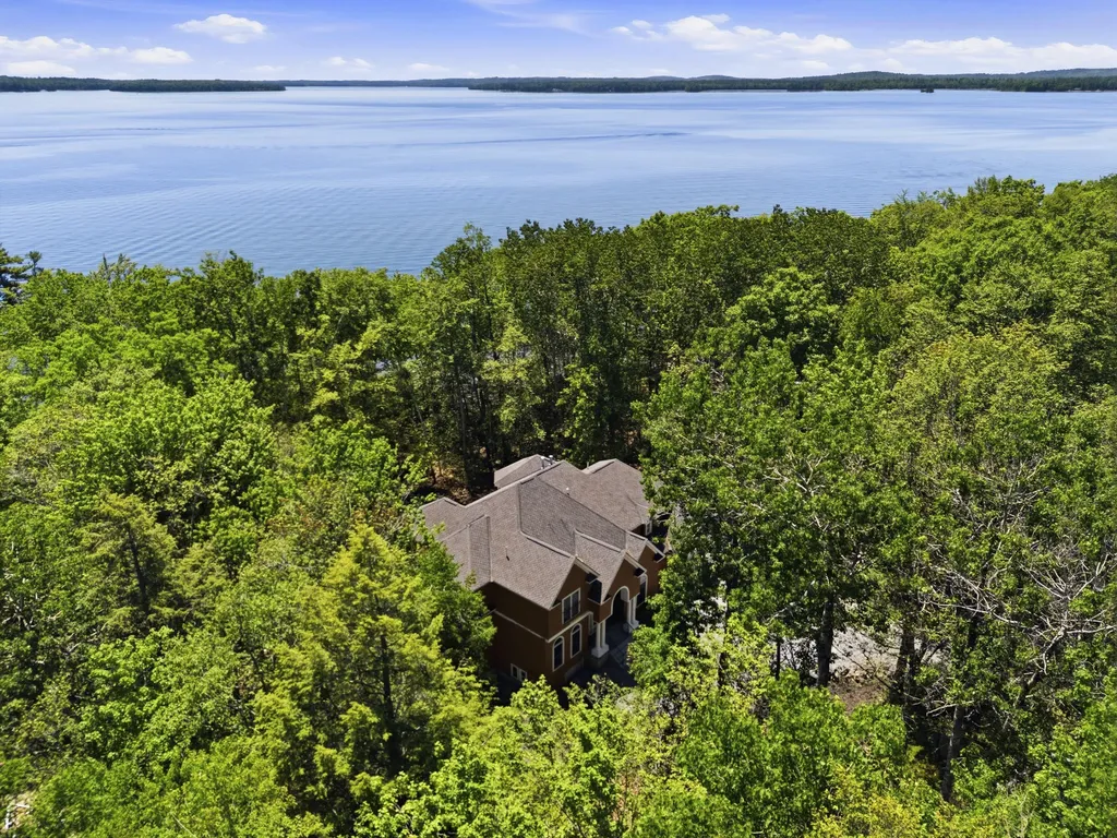 24 Emerald Point Drive Frye Island ME 04071
