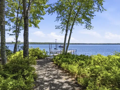 24 Emerald Point Drive Frye Island ME 04071