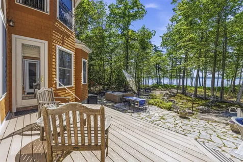 24 Emerald Point Drive Frye Island ME 04071