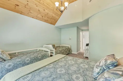 24 Emerald Point Drive Frye Island ME 04071