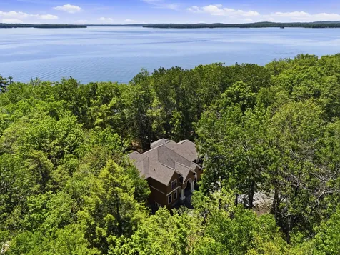 24 Emerald Point Drive Frye Island ME 04071