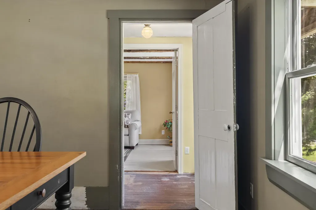 4 Taylor Loop Limington ME 04049