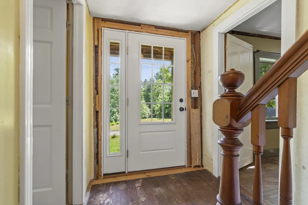 4 Taylor Loop Limington ME 04049