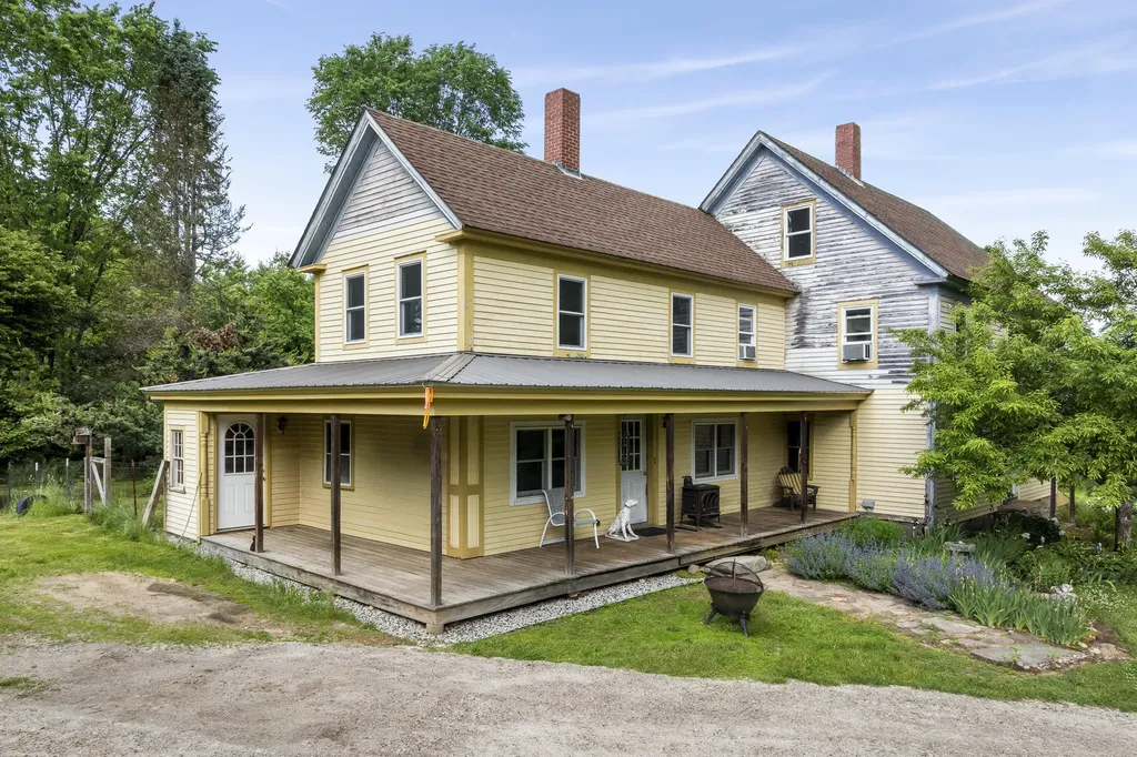 4 Taylor Loop Limington ME 04049