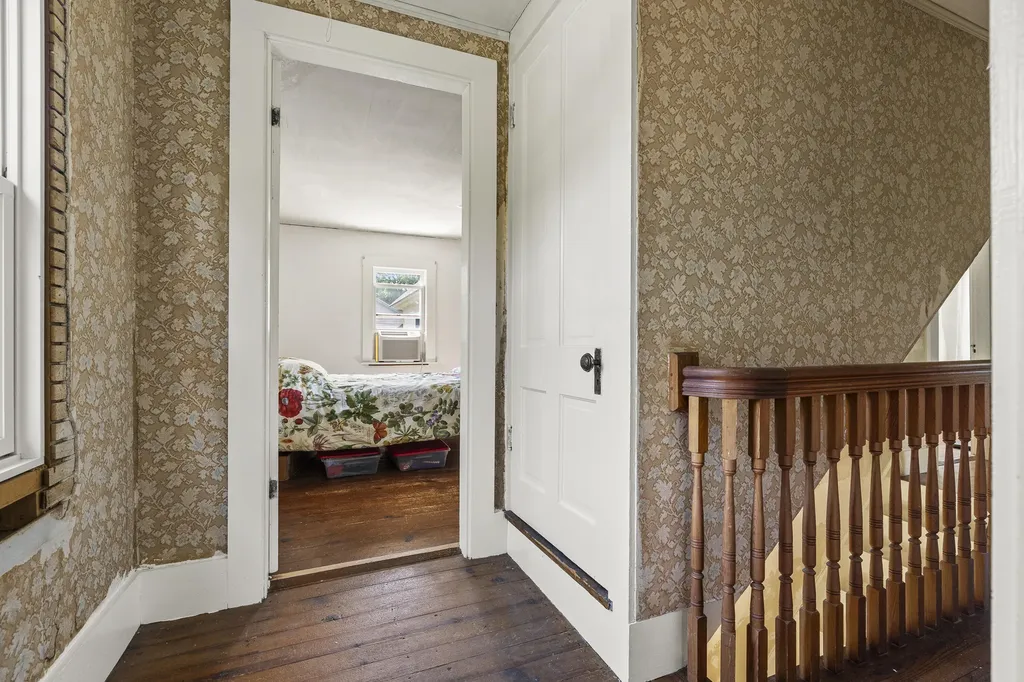 4 Taylor Loop Limington ME 04049