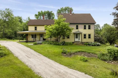 4 Taylor Loop Limington ME 04049