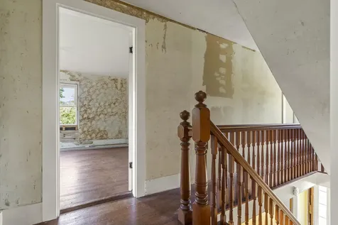 4 Taylor Loop Limington ME 04049