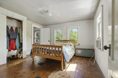 4 Taylor Loop Limington ME 04049