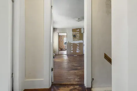 4 Taylor Loop Limington ME 04049