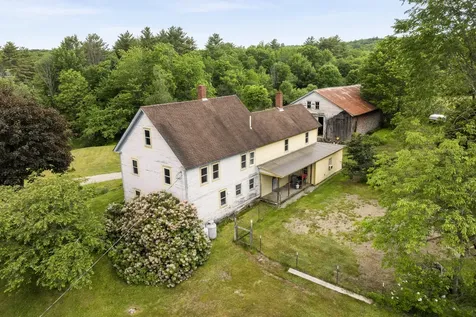 4 Taylor Loop Limington ME 04049