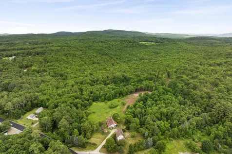4 Taylor Loop Limington ME 04049