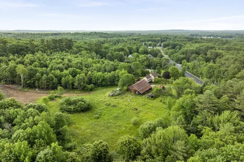 4 Taylor Loop Limington ME 04049