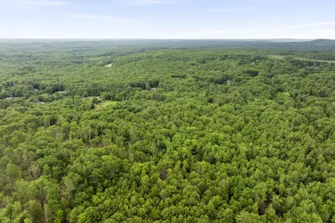 4 Taylor Loop Limington ME 04049