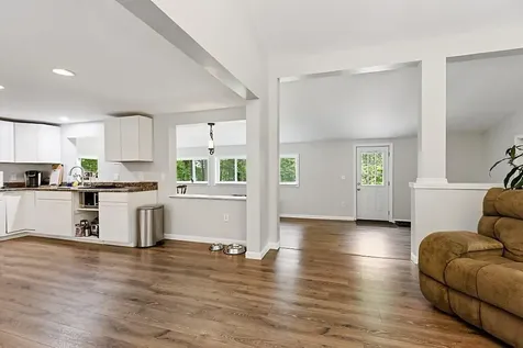 84 Sandy Point Road Vassalboro ME 04989