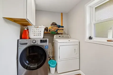 84 Sandy Point Road Vassalboro ME 04989