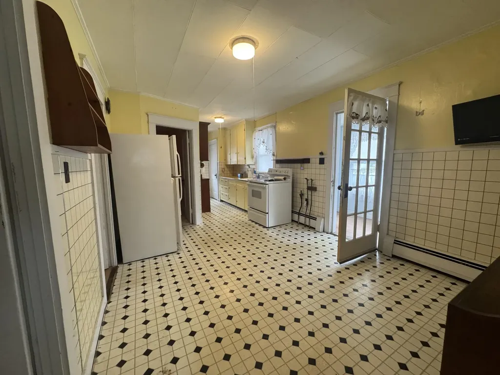 409 Alfred Road Sanford ME 04073
