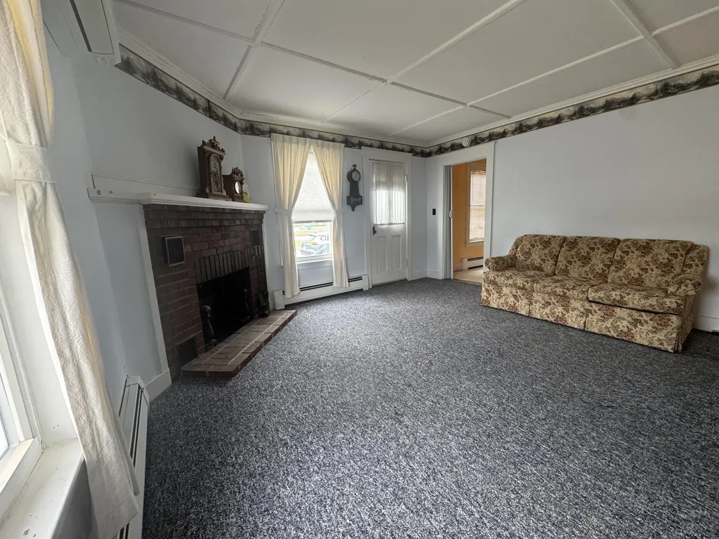 409 Alfred Road Sanford ME 04073