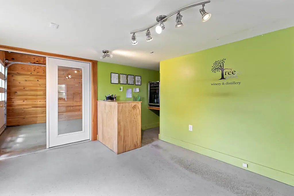 152 Fairfield Street Oakland ME 04963