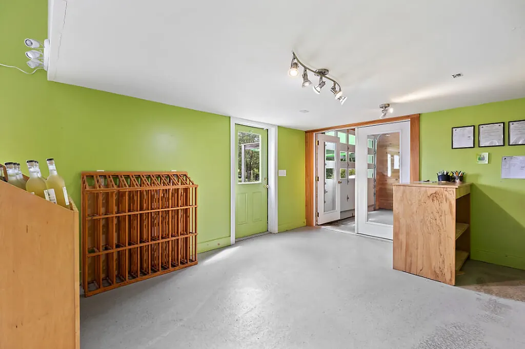 152 Fairfield Street Oakland ME 04963