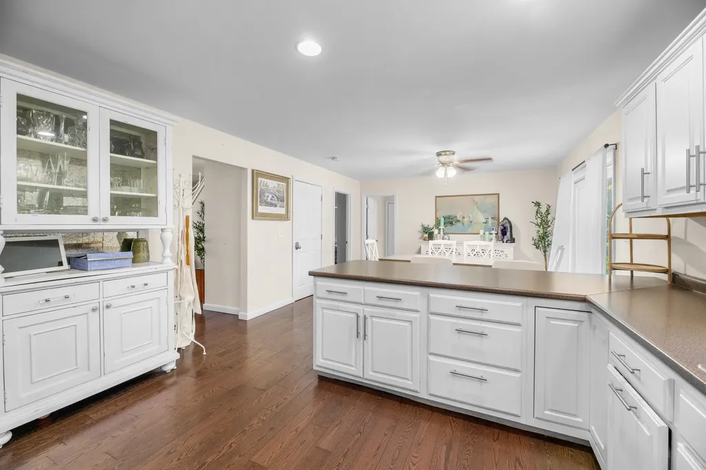 19 Hillcrest Street Hallowell ME 04347