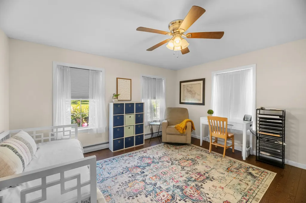 19 Hillcrest Street Hallowell ME 04347