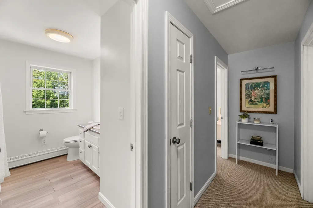 19 Hillcrest Street Hallowell ME 04347