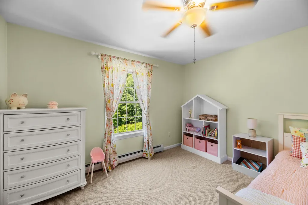 19 Hillcrest Street Hallowell ME 04347