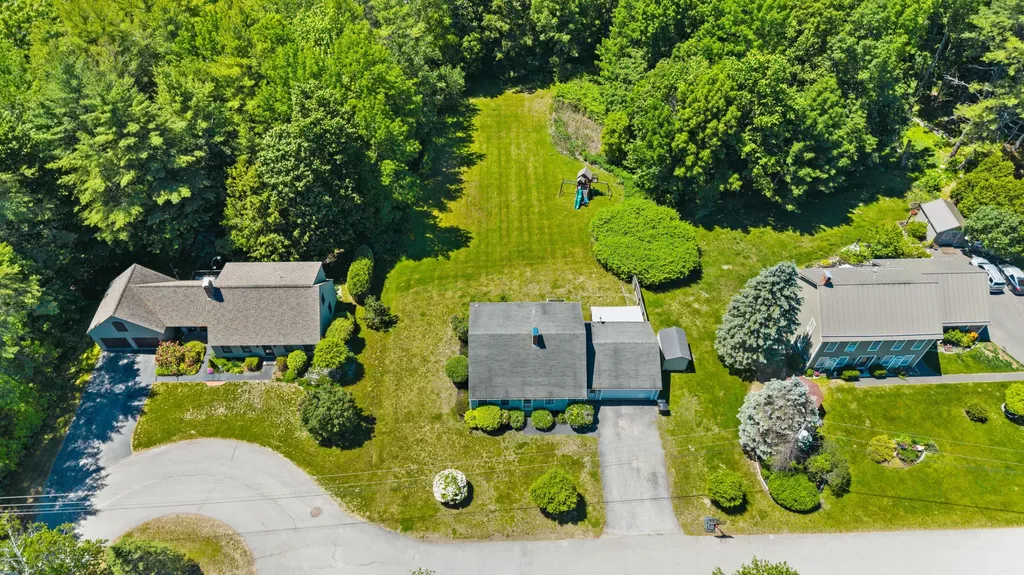 19 Hillcrest Street Hallowell ME 04347