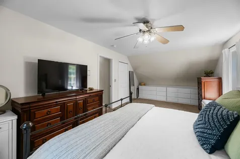 19 Hillcrest Street Hallowell ME 04347