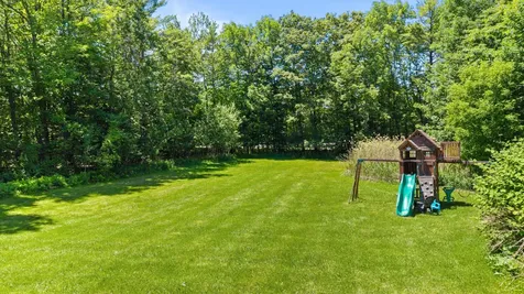19 Hillcrest Street Hallowell ME 04347