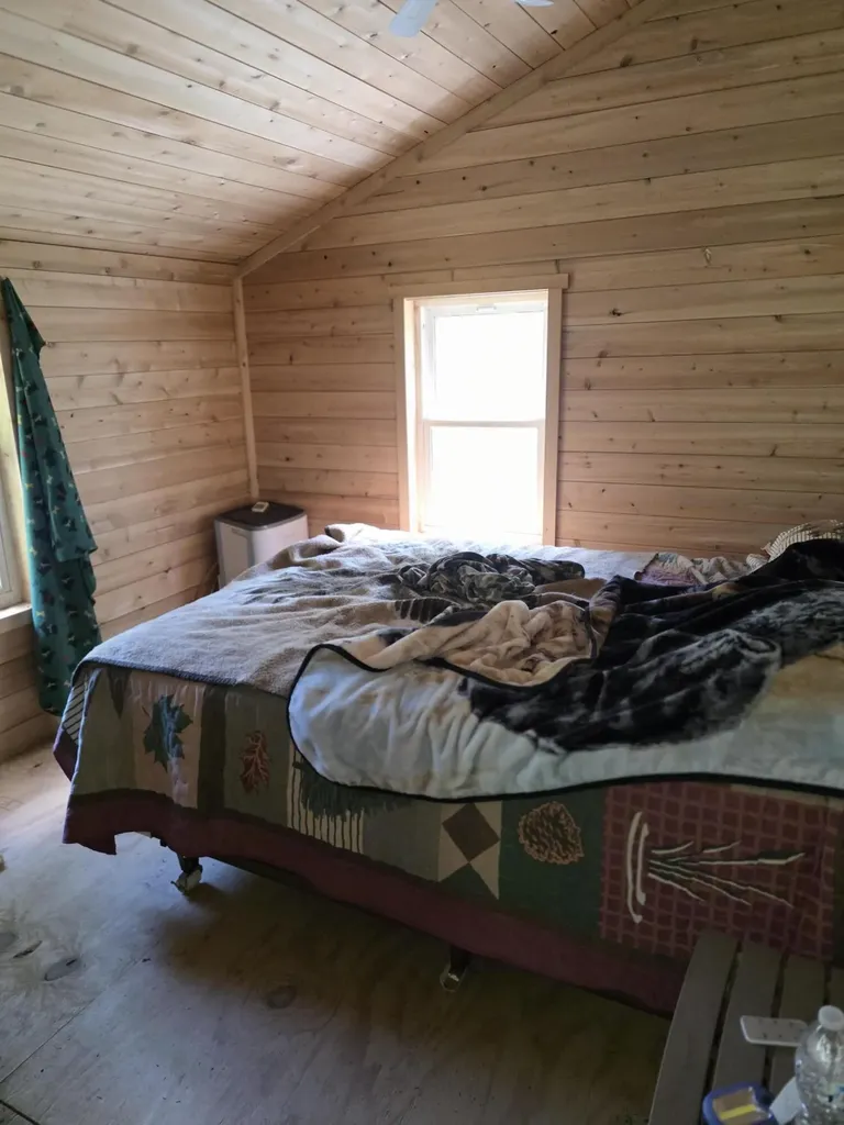 1.86 Lakeside Road T4 R3 Wels ME 04747