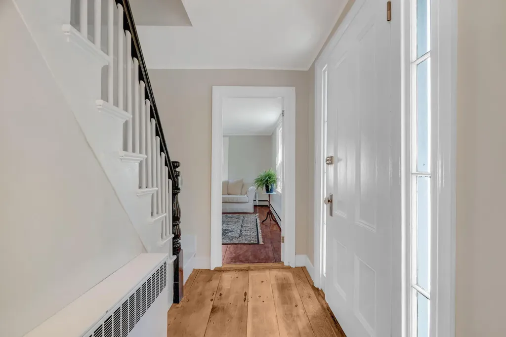17 Green Street Thomaston ME 04861