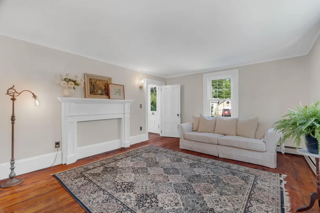 17 Green Street Thomaston ME 04861