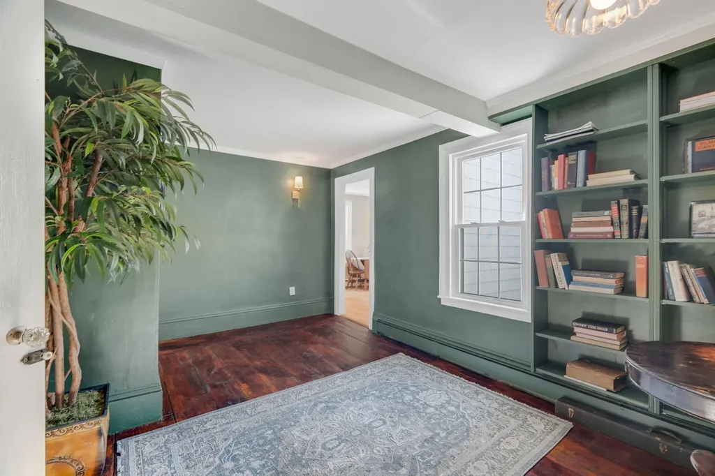 17 Green Street Thomaston ME 04861