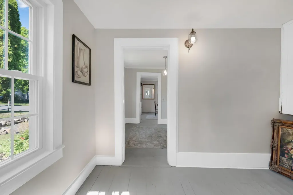 17 Green Street Thomaston ME 04861